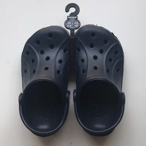 Toddler crocs